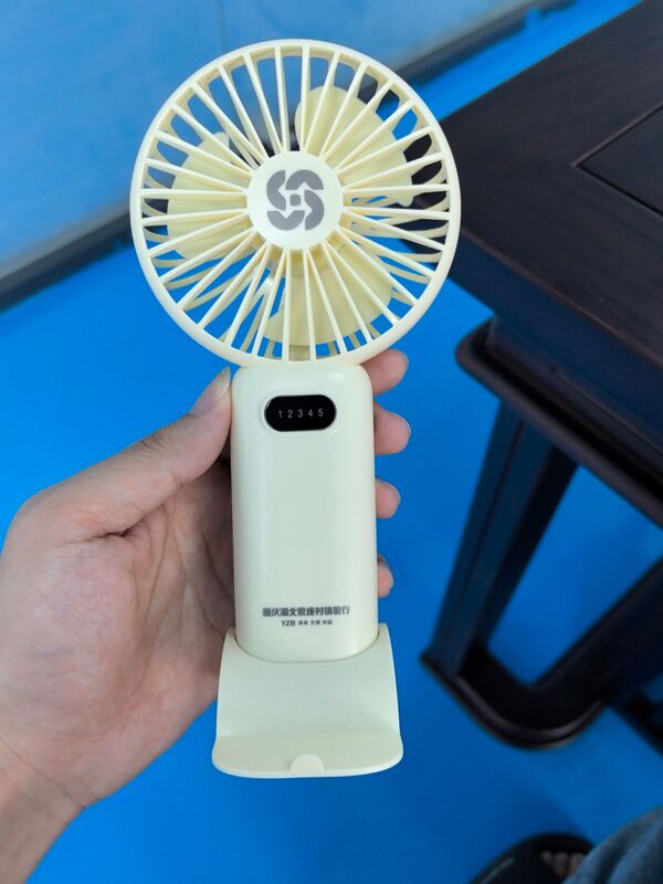 新しい USB 充電式ミニファンカスタマイズされたロゴ 5 速強風デスクトップ折りたたみ小型ファンポータブル|undefined