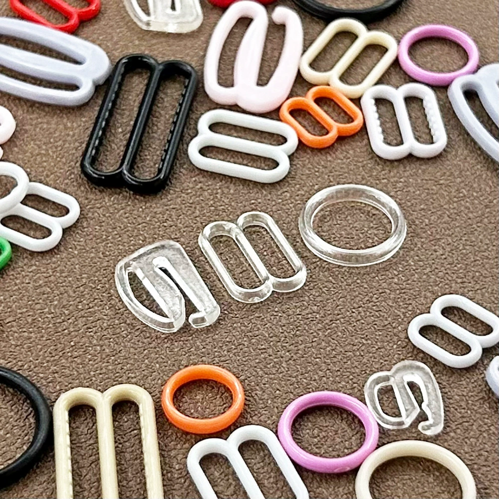 В наличии: немагнитная прозрачная экологичная пластиковая пряжка, изготовленная методом литья под давлением из поликарбоната, специальная пластиковая пряжка, регулируемая пряжка из нейлона POM без игл.