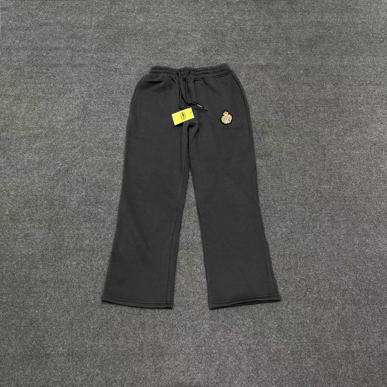 Marca de moda Alcatraz tira reflectante letra impresa camiseta de mangas cortas para hombres y mujeres callejera pantalones cortos casuales set Old Money Style