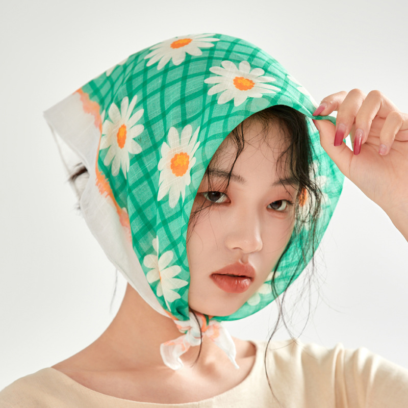녹색 격자 무늬 데이지-스퀘어