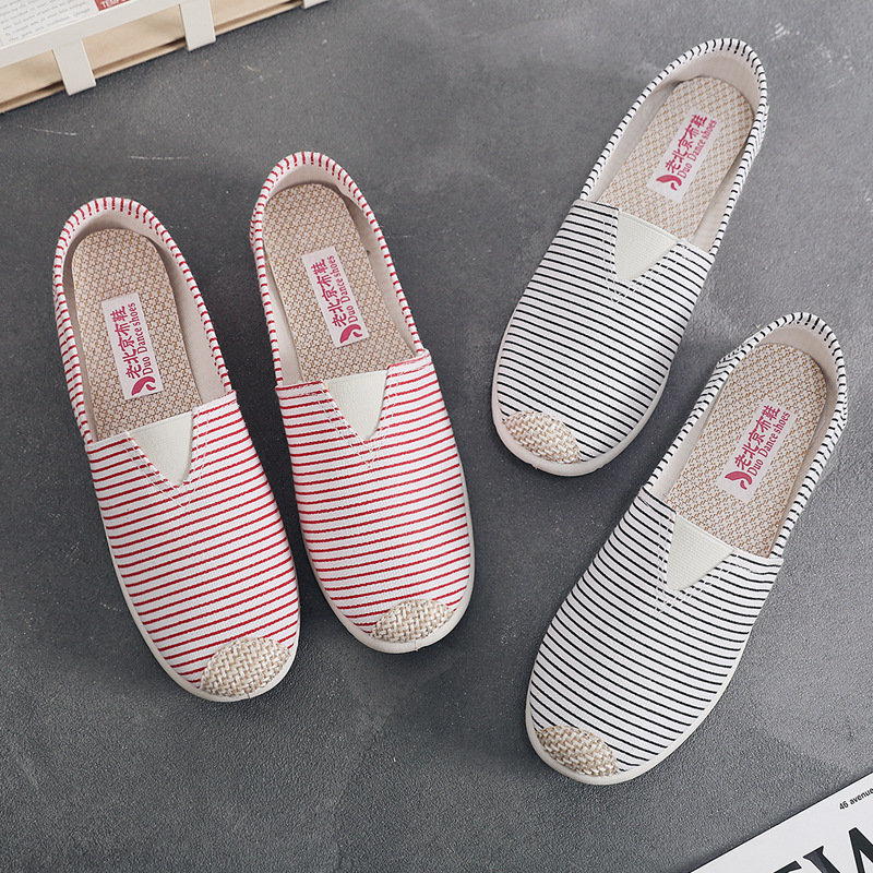 Primavera y verano nuevos zapatos de mujer zapatos de tela viejos de Beijing zapatos individuales zapatos de lona de celebridades de Internet casuales de mediana edad y ancianos zapatos de pescador de suela suave antideslizante