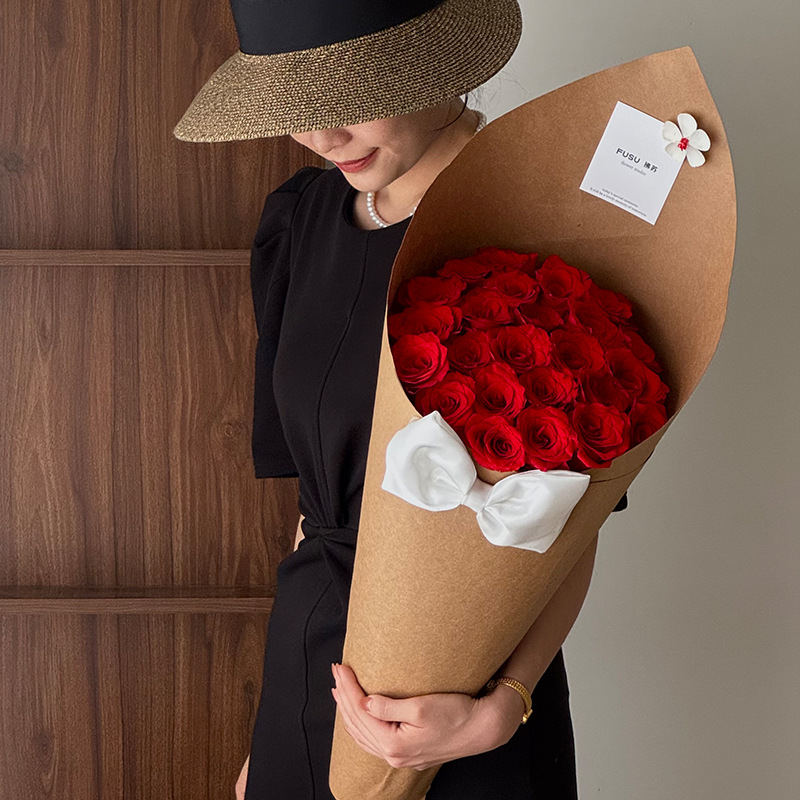 新款巨型甜筒冰淇淋站得住花束加厚包花纸高级感花店手工花艺资材