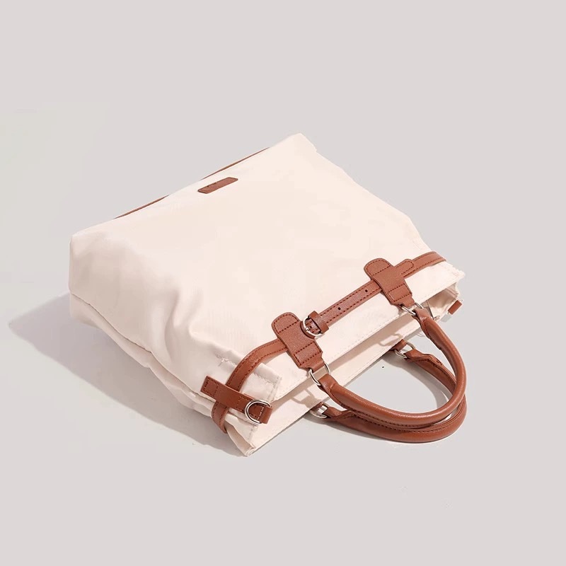 Borsa tote di grande capacità per le donne 2024 nuova borsa da viaggio di nicchia con texture di fascia alta zaino da viaggio a mano_voghion.com