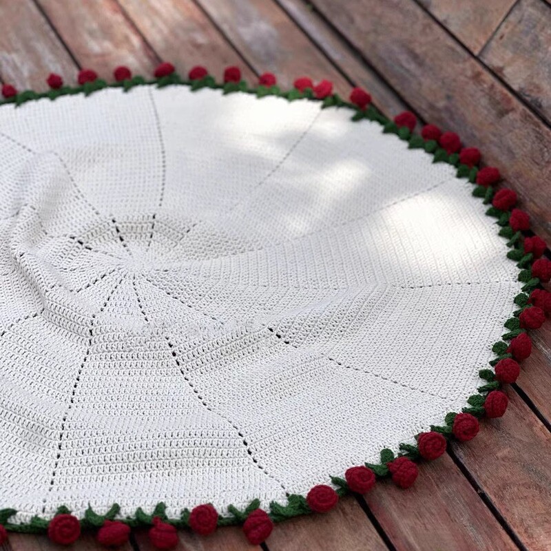 【完成品・在庫あり】ガールフレンドへのギフトとして、手作りの毛糸で編んだバラの花が付いた花束ブランケット完成品|undefined