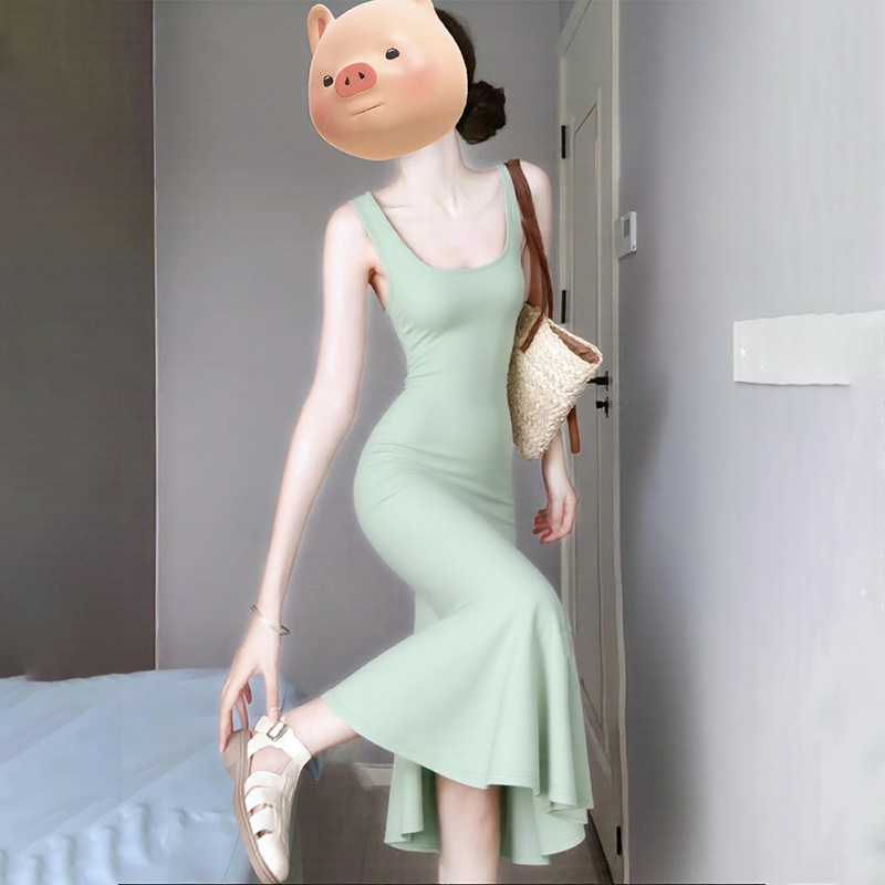 Women's Spaghetti Strap Dress with Waist-Cinching Design, Slim Fit, Padded, Dopamine-Style Summer Tank Top Long Dress, Bodycon Waist-Cinching Dress