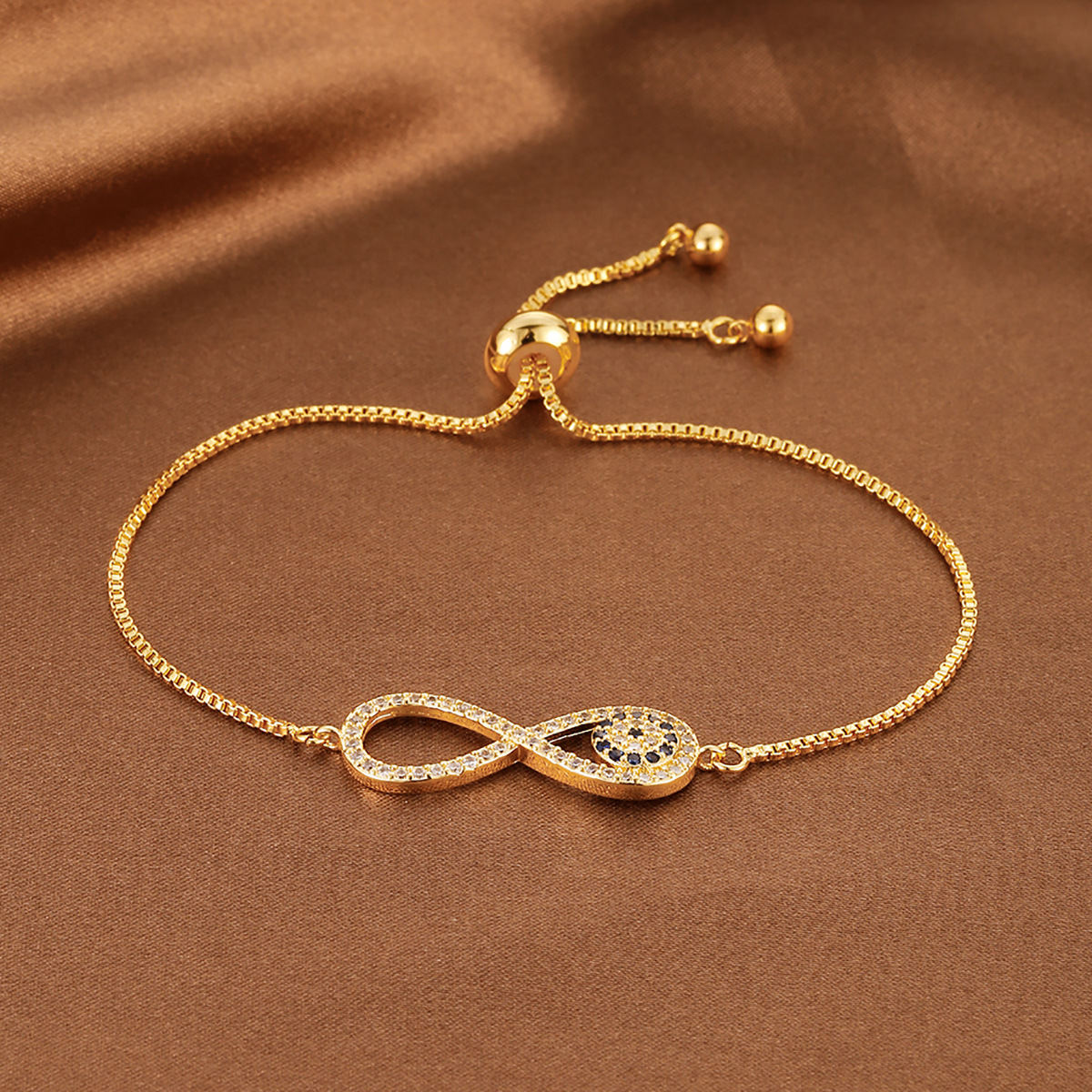 Metal Material Infinity, Eye Pattern Women'S Gender Simple Style Infinity Eye Metal Plating Inlay Rhinestones Women's Bracelets
