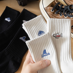 Black and White Socks for Men - Korean Version, Instagram Trendy, Spring and Autumn, Sweat-absorbent, Sports Basketball Mid-calf Socks, Cross-border Breathable Cotton Socks for Men