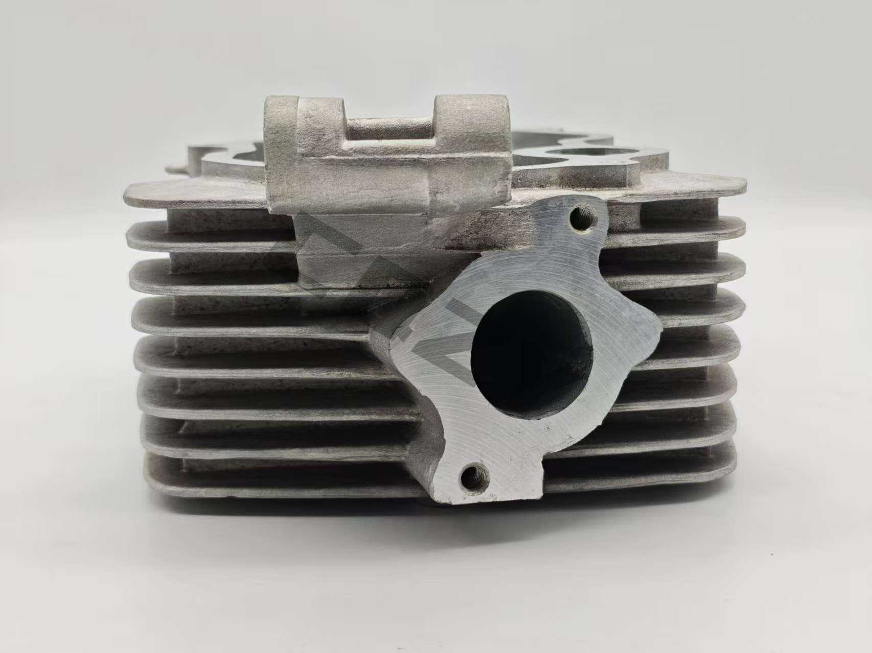 Motorcycle Accessories Cylinder Head Assembly Cg200 Cylinder Head Euro 2 M10 Painted Cylinder Head