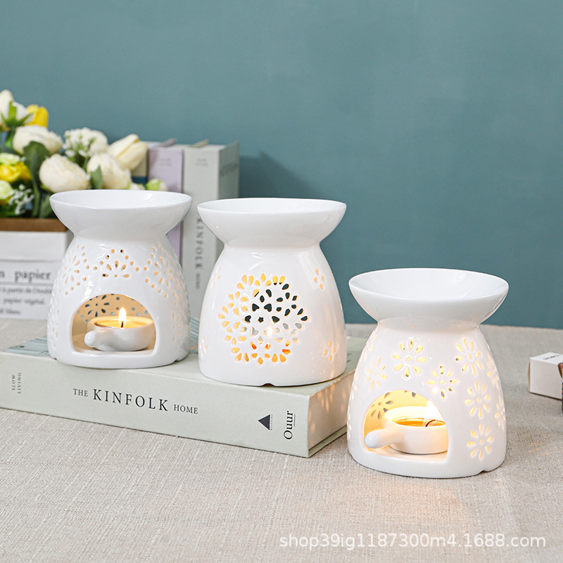 Cross-Border Ceramic Aromatherapy Burner Hollow Candle Essential Oil Aromatherapy Lamp Creative Home Blue and White Porcelain Night Light Crafts
