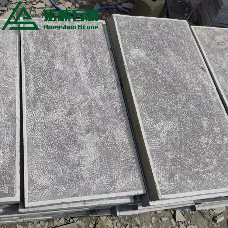 青石板荔枝面园林铺路公园广场庭院片石板岩仿古文化石防滑地砖