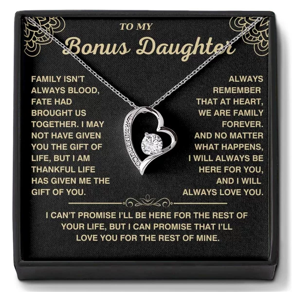 Cross-Border to My Bonus Daughter Heart-Shaped Diamond-Encrusted Necklace, Light Luxury Heart-Shaped Clavicle Chain, Exquisite Gift Box Set