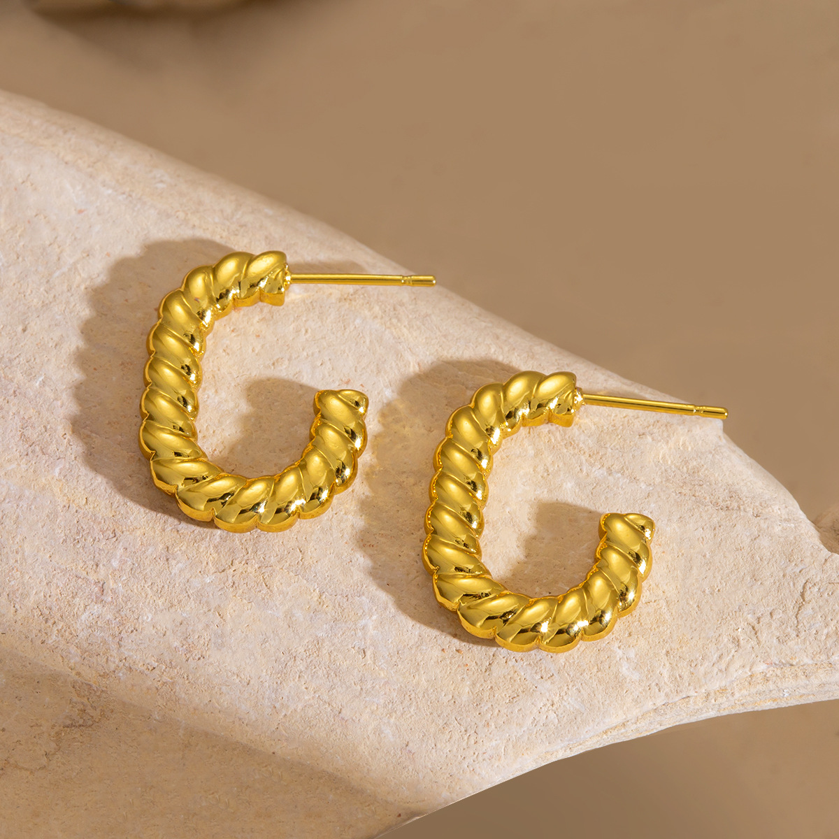 Versión coreana de pendientes simples e irregulares, pendientes de moda de todo fósforo