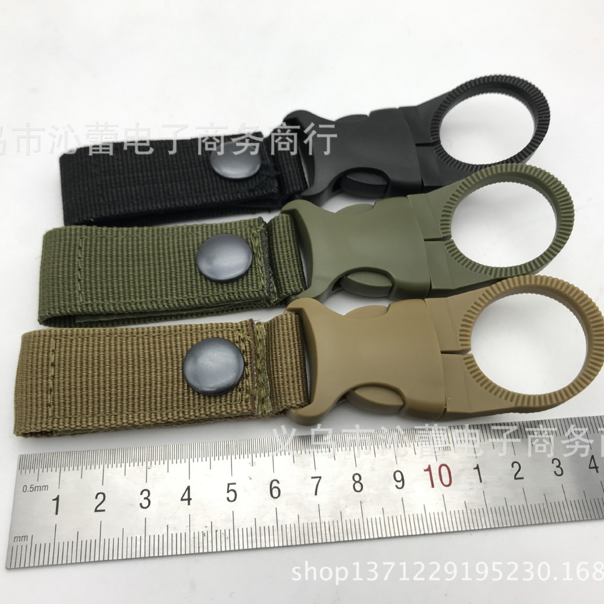 Outdoor tactical nylon ribbon water bottle hanging buckle multifunctional carabiner portable water bottle quick hanging mineral water clip