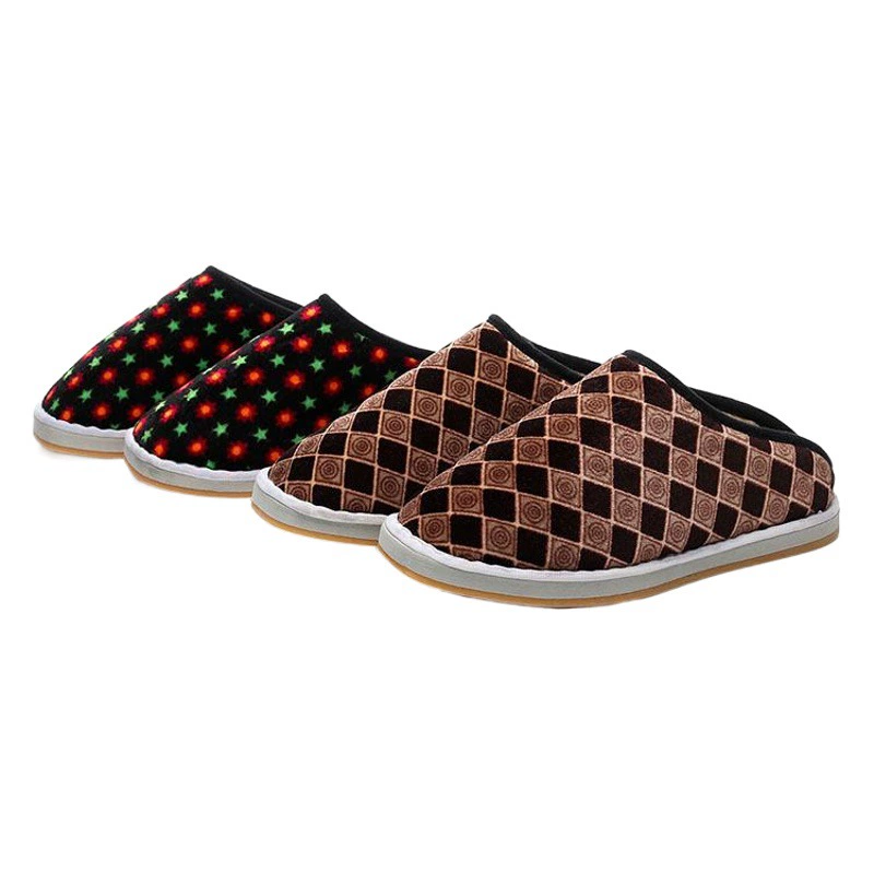 Оксфордские мужские и женские прилавки в помещении теплые зимние дома