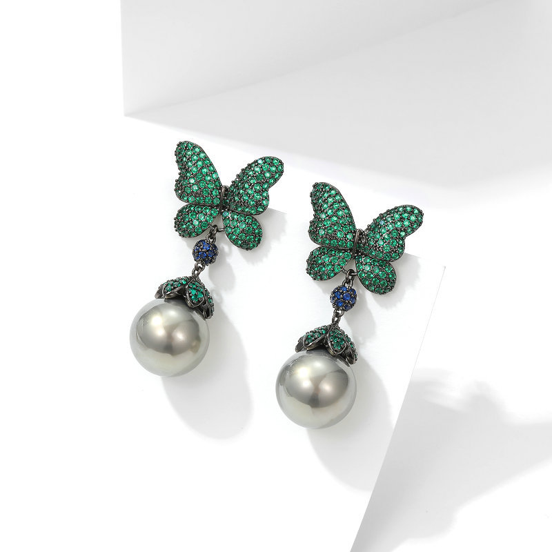 French Vintage Court Style Heavy Industry Exaggerated Earrings Elegant Graceful