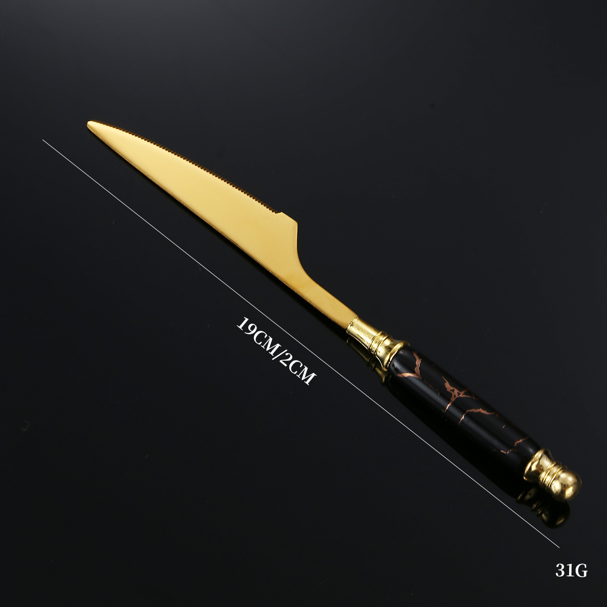 검은색 테이블 나이프