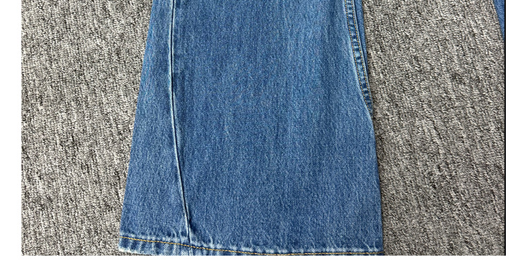Högmidjade flare jeans för kvinnor blå med graffiti tryck_voghion.com