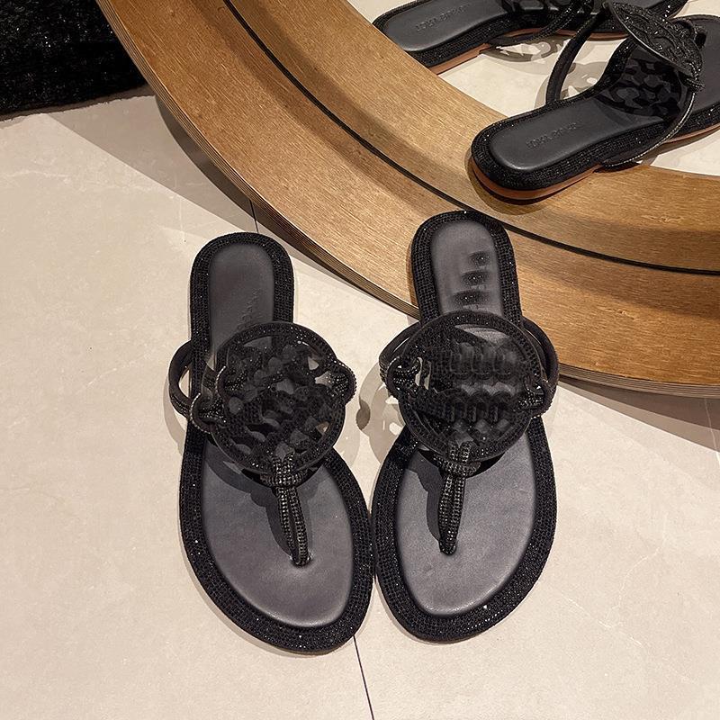 Zapatillas de diamantes de imitación para mujer Sandalias y zapatillas de playa con clavos de sauce de diamantes Comercio exterior transfronterizo zapatos de mujer de gran tamaño TB chanclas slippers
