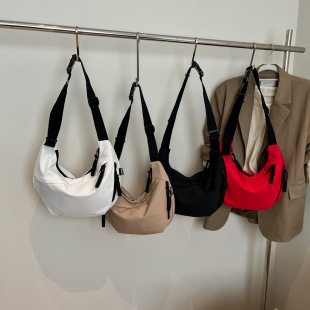 ��������Ů2025�¿����e�ٴ�ͨ�چμ���p���\��б����Ӱ�������