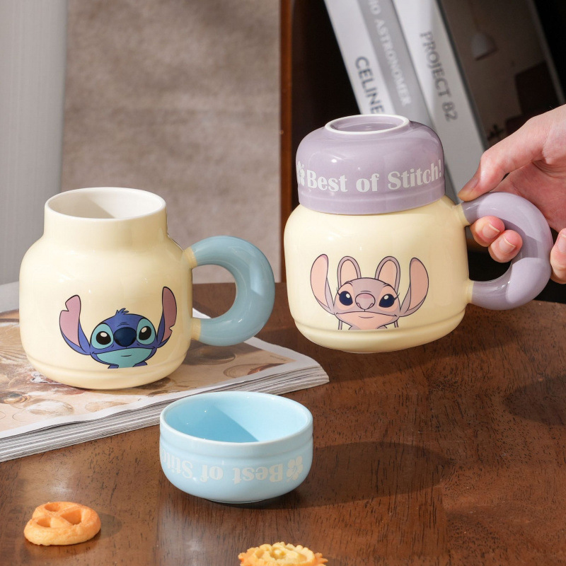 Auténtico Stitch pareja de dibujos animados tazas de agua de gran capacidad encantadora taza de cerámica con tapa de alta calidad de taza