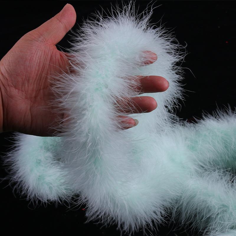 하늘색 녹색 2m 털이 조금 빠질 수 있으니 촬영시 주의하시기 바랍니다.