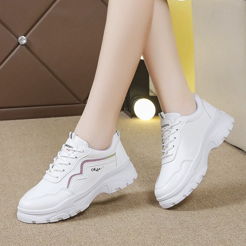 Женская обувь Лето 2023 Новая дышащая кожаная Спортивная повседневная обувь Женская белая повышенная белая градиентная модная обувь Torre