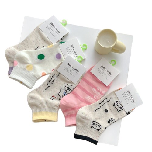 Mekki Zhuji Women's Spring and Autumn Cartoon Cute Animal Cotton Sweat Absorbent Breathable Commute Simple Rest Socks