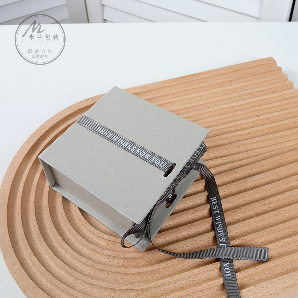 스카이스크래퍼 그레이, 소형 10.2*9.8*4.7(벨벳 스펀지 안감 포함)