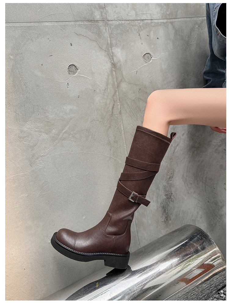 Boot nữ mũi tròn cao gót đế dày phong cách hiệp sĩ có khóa thắt lưng — Lớp lót nhung đen chi tiết 12