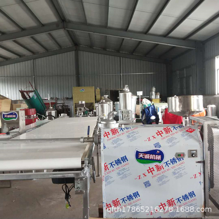 现货出售红薯粉条机宽粉机 地瓜扁粉机 商用中大型粉条机设备