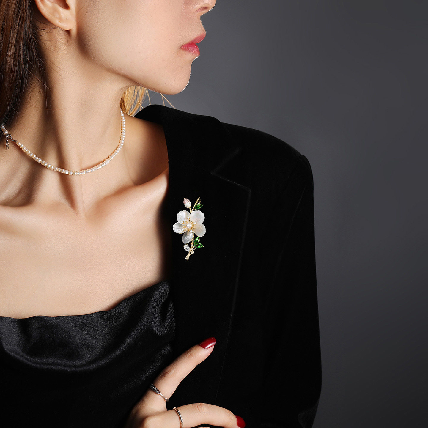 Xiliang Feizi High-End Natural Freshwater Pearl Shell Azalea Flower Brooch Enamel Flower Bud Accessory Brooch Pin