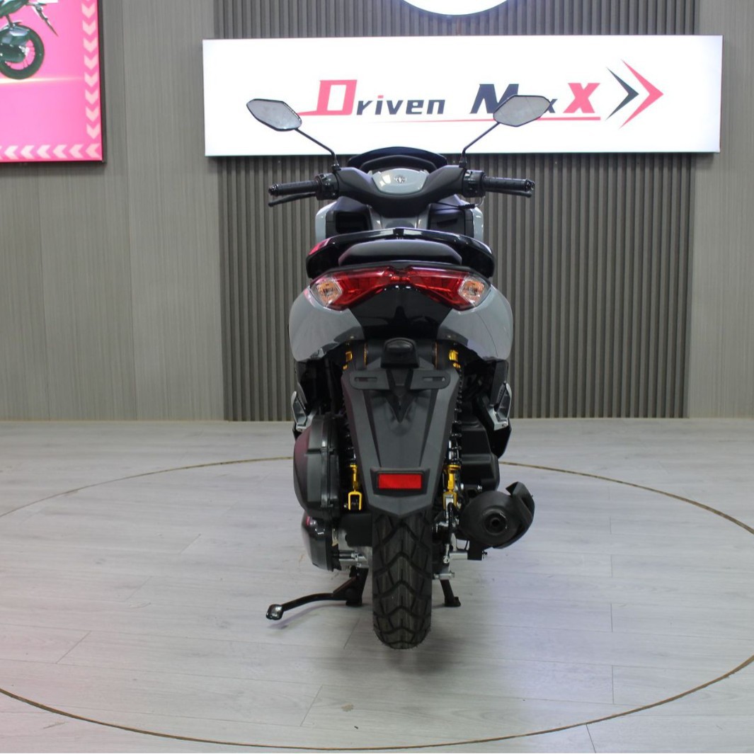 Scooter de bajo consumo, motocicleta de dos ruedas con potente motor de 49/150CC.