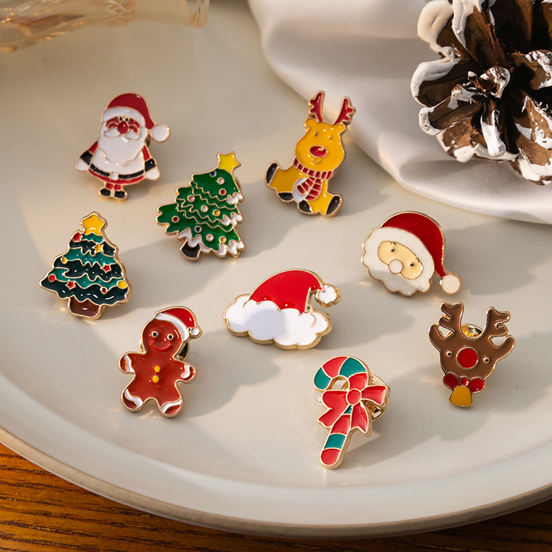 Kreative Lebkuchenmann-Weihnachtsmann-Brosche, Cartoon-Weihnachtsbaum, Tropföl, Kleidungsbrosche, Rentier-Stockbrosche, Neujahrsgeschenk für Damen_voghion.com