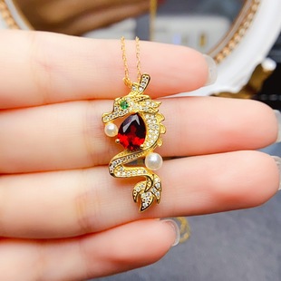 New natural garnet pendant S925 silver inlaid main stone 6*8mm Joker net red explosions women's jewelry wholesale