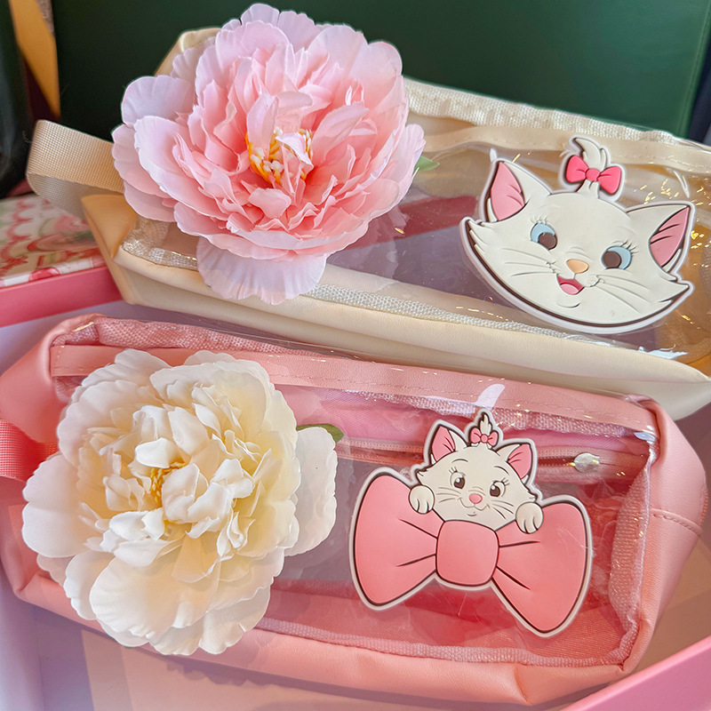 Three dimensional cartoon pencil case