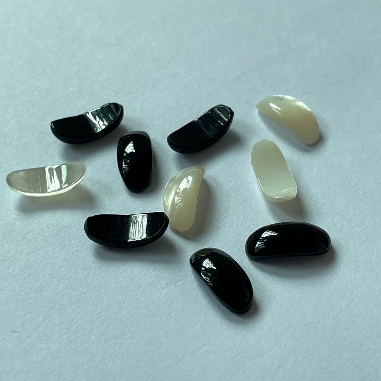 Spot wholesale black agate arch bridge white shell ring surface bridge shape semi-finished bare stone