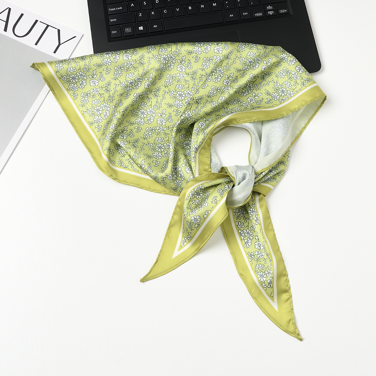 #214 별꽃 그린 베이스