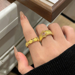 法式中古風微鑲鴿子蛋戒指女款重工紋理拉絲金色鋯石時尚小眾配飾