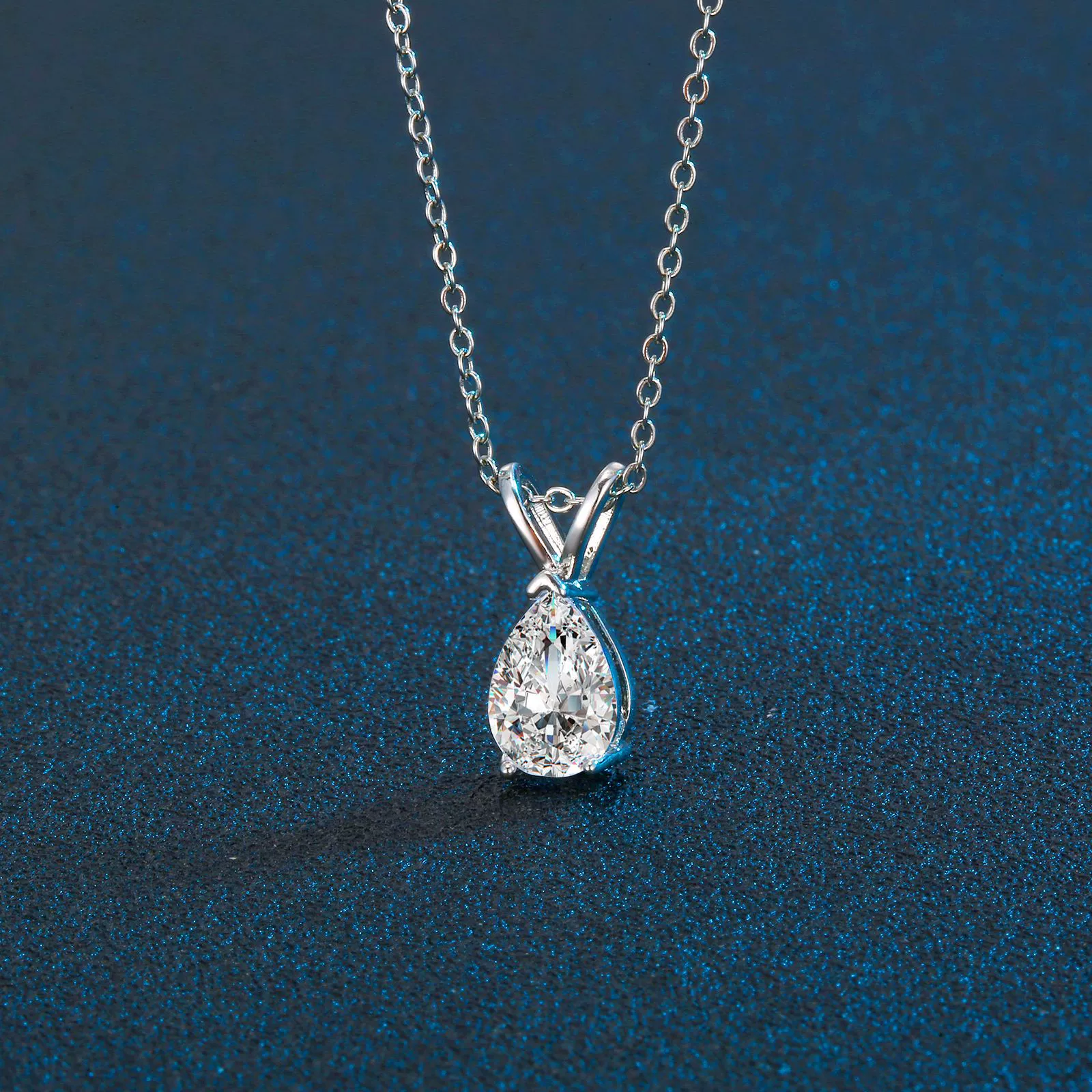 Мода мокапли воды ожерелье женский трансграничный ювелирный инкрустированный грушевидный циркон подвеска универсальный цепочка ключицы оптом