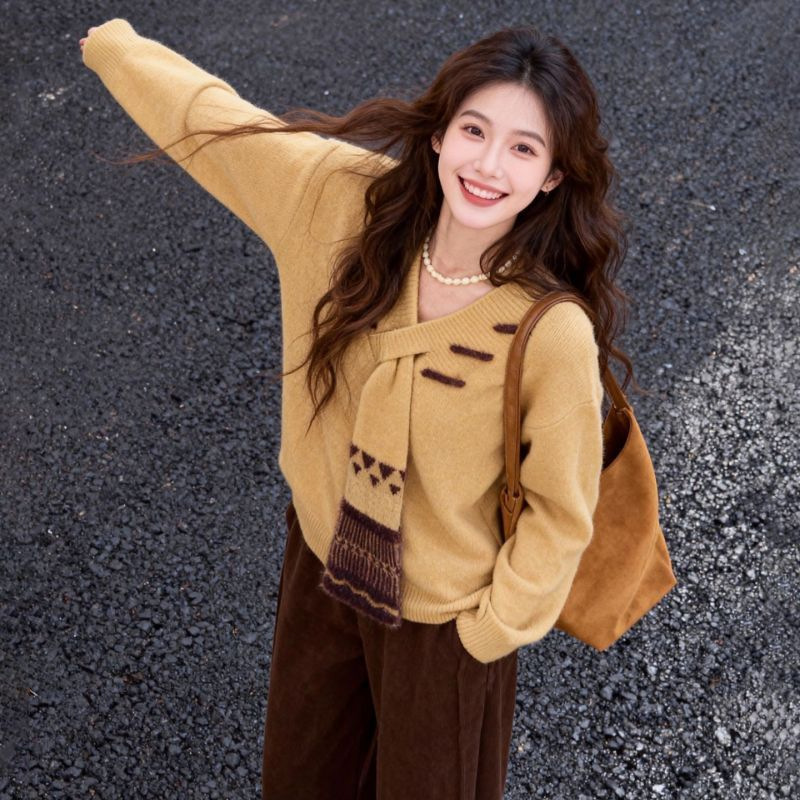 Vintage Yellow V-Neck Long-Sleeve Sweater for Women, Versatile Early Spring Korean Chic Style, Lazy and Sophisticated, Suitable for Daily Commuting
