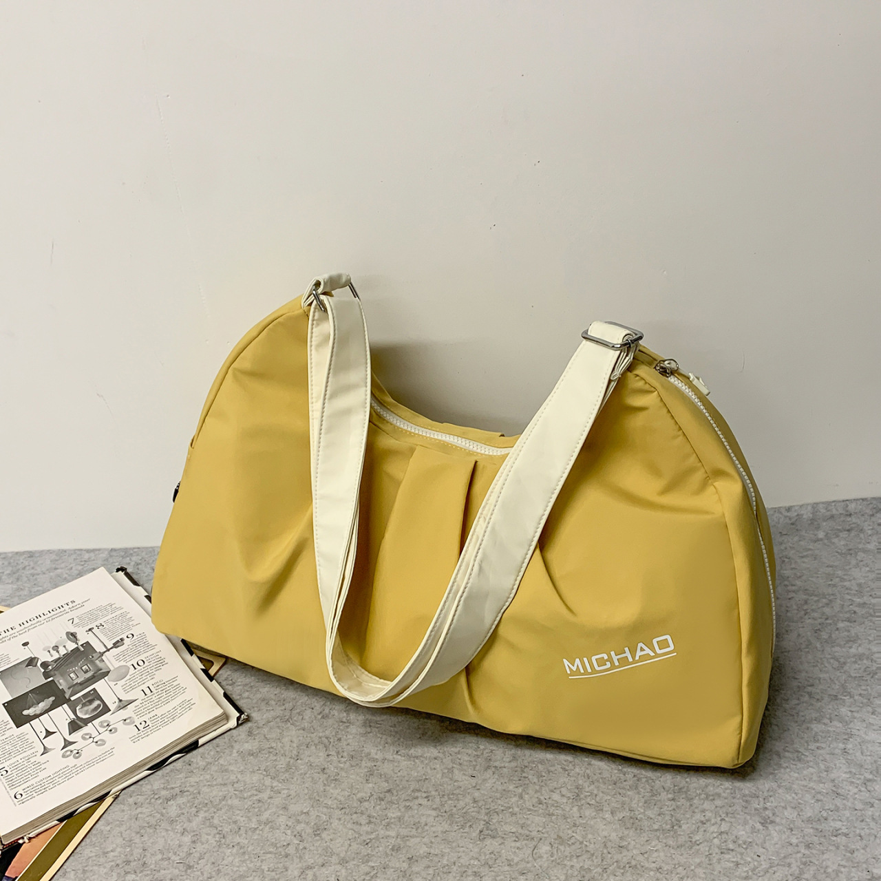 2025 nueva bolsa de equipaje para mujeres bolsa de excursión bolsa deportiva de gran capacidad bolsa de ejercicios bolsa de hombro ligera bolsa al por mayor