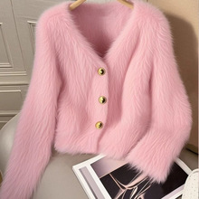 2025冬季高级感独特超好看上衣减龄漂亮洋气小香风粉色毛毛外套女