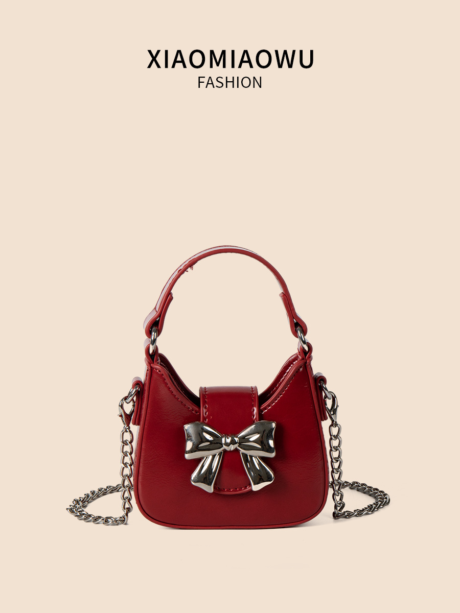 Sac à bandoulière d'été polyvalent, sac à chaîne noir, style moto à la mode Bow, style doux et épicé, sens haut de gamme pour femmes, niche_voghion.com