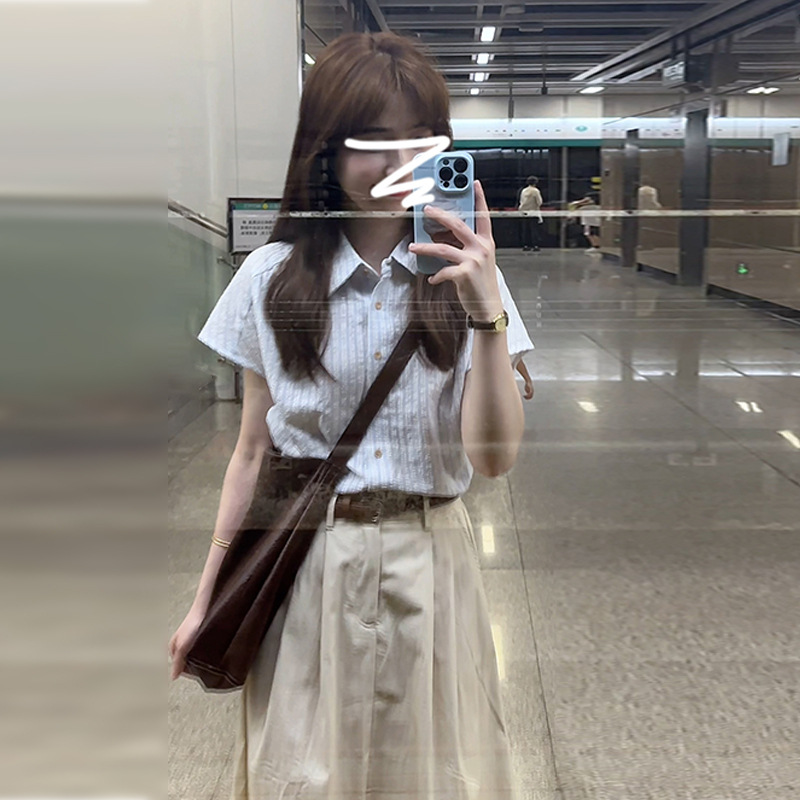 셔츠 [통근복/반팔셔츠/여성상의/여성셔츠 2025 신상 핫스타일/올해 인기 여성상의/여성셔츠, 고급, 가벼운 럭셔리, 연령감소, 외국스타일/올해 인기 핫셔츠]