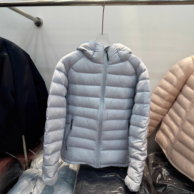 泡芙90白鸭绒排骨羽绒服女士防寒轻薄2025新款时尚连帽户外情侣款|undefined