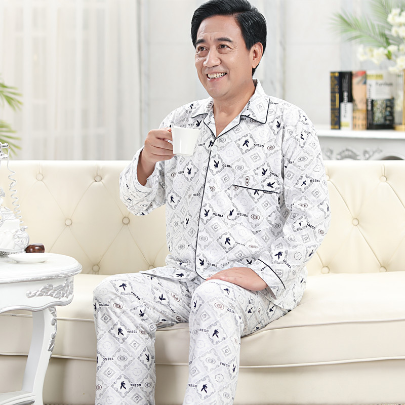 Otoño y invierno nuevo estilo de ropa de casa para hombres simple ocio de mediana edad para enviar a papá para usar pijamas de primavera conjunto al por mayor