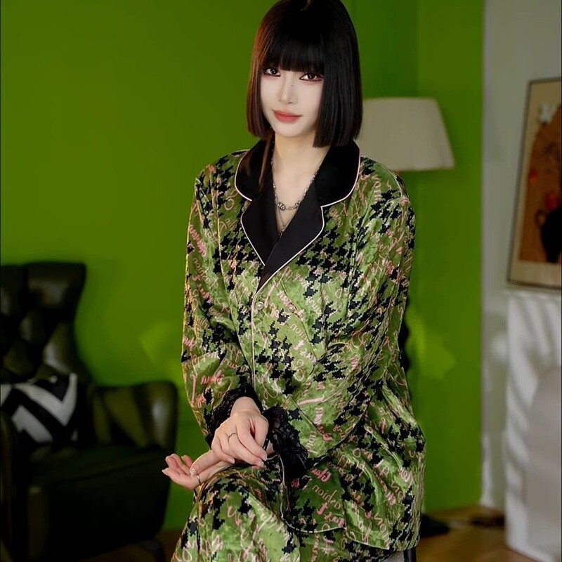 2026 New Thick Style New Chinese-Style Casual Printed Long-Sleeve Lapel Velvet Pajamas for Women, Suitable for Wearing Outside as a Set 2026 New Thick Style New Chinese-Style Casual Printed Long-Sleeve Lapel Velvet Pajamas for Women, Suitable for Wearing Outside as a Set