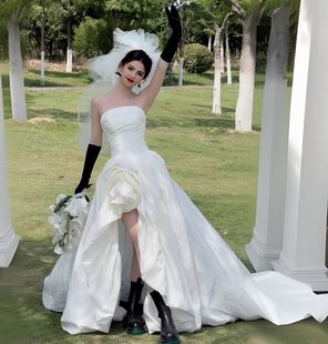 �¿���Ů���ĔzӰ���}���b��H�r�н��Ļ鼆�⾰ǰ�̺��L��β�Y��