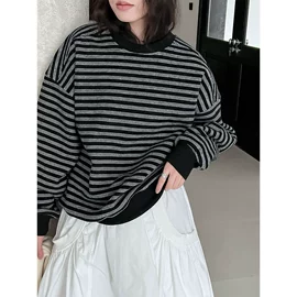 连衣裙;女式衬衫;女式针织衫