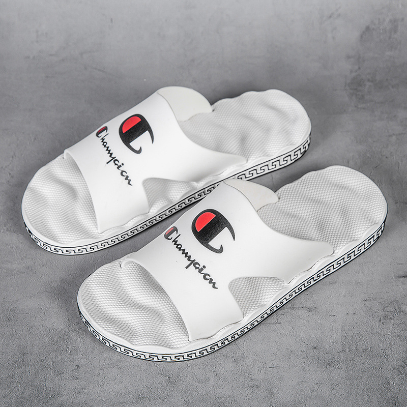 Zapatillas de gran tamaño para hombres 2025 sandalias de verano Aliexpress zapatillas de playa de comercio exterior sandalias ligeras